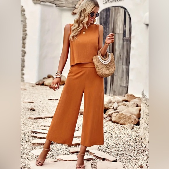Passion of Essence Pants - Solid Color Summer Two-piece Set, Crew Neck Tank Top & Wide Leg Pants Outfit